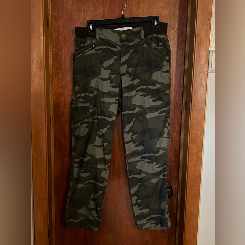 Women’s Capri Pants